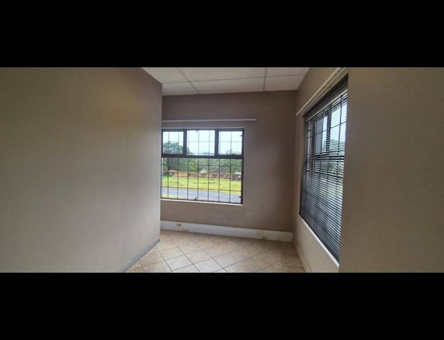 83M² OFFICE FOR SALE IN GILLITTS